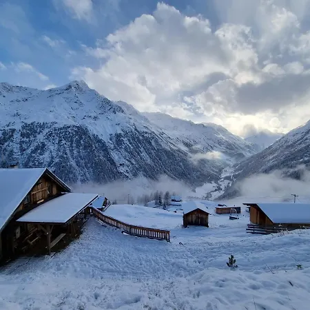 Almhuette Chrisanten Thaya