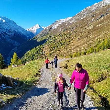 בקתה Almhuette Chrisanten Thaya