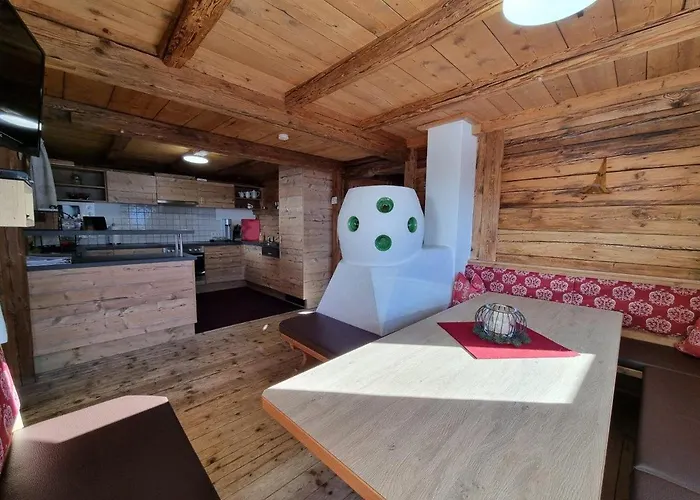 Almhuette Chrisanten Thaya 샬레 *