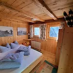 Almhütte Chrisanten Thaya Chalet *