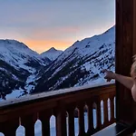 Chalet Almhütte Chrisanten Thaya