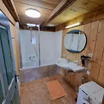 Almhütte Chrisanten Thaya Chalet
